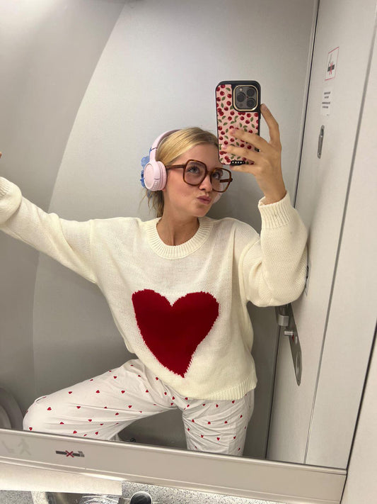 Red heart knit - White