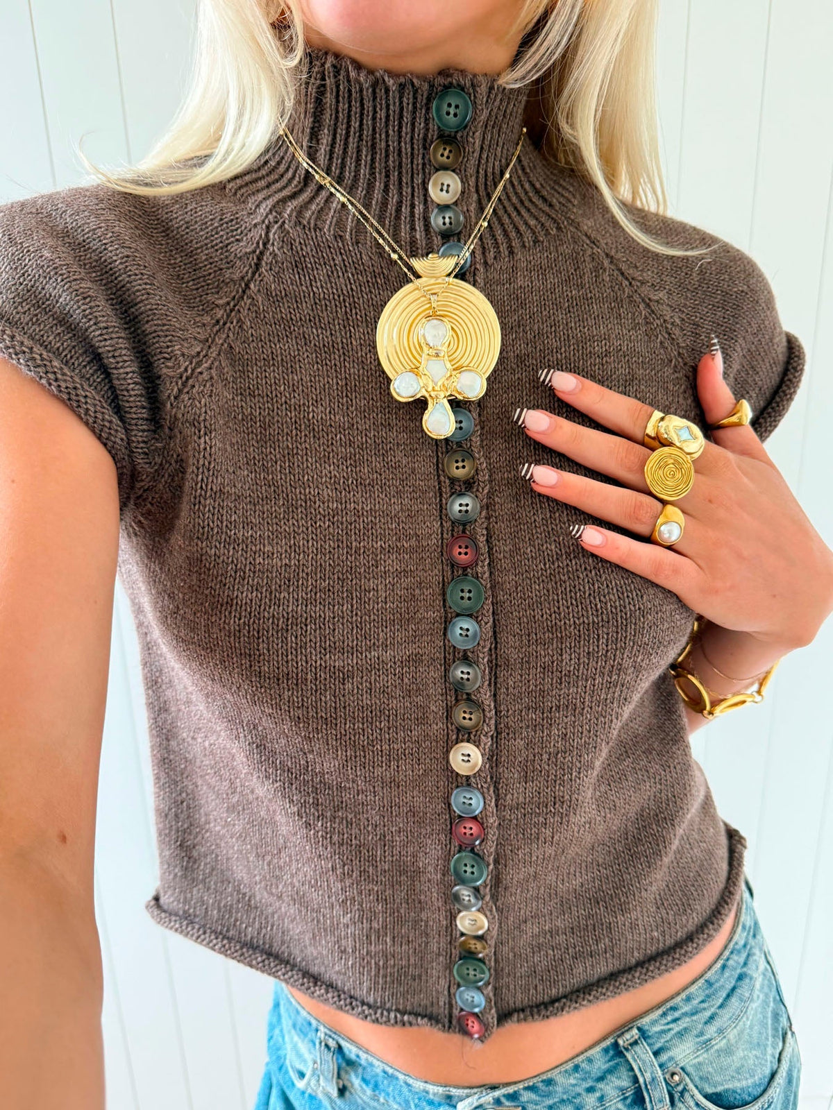 Scandivv short sleeved knit with buttons - Brown/taupe